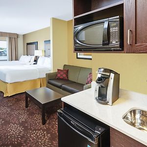 Suite Two Beds Non-Smoking